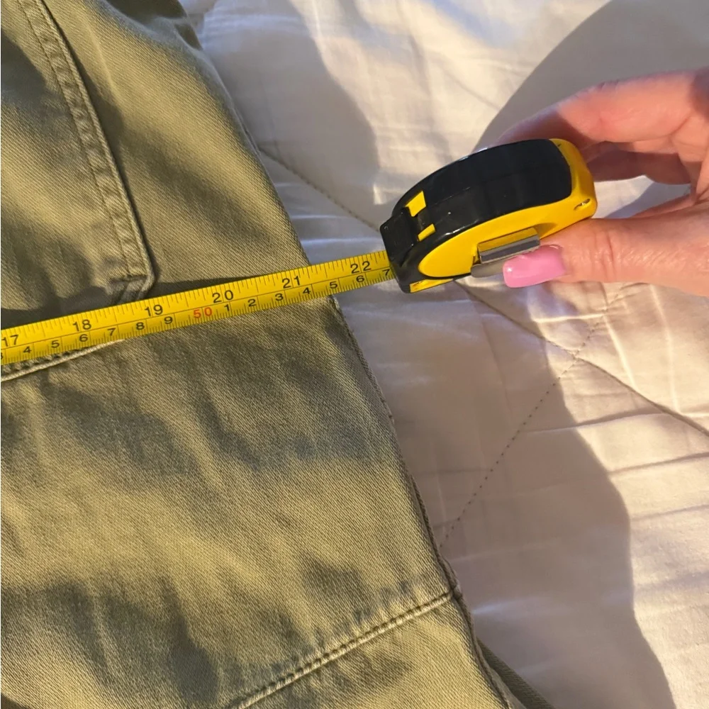 Olive Green Free People Denim We The Free  Cinched Cargo Jeans Women’s Medium - Picture 12 of 13